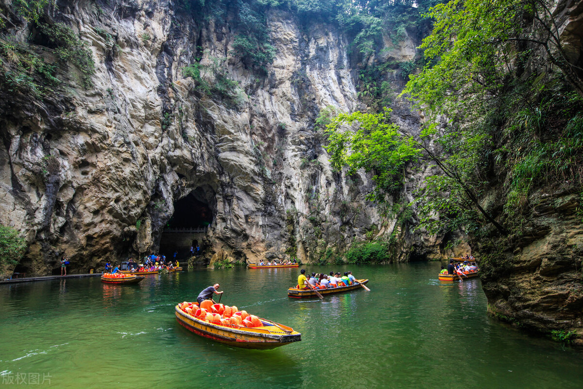 贵州省哪些是世界第一,贵州省有多少个第一中学