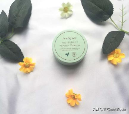 夏季底妆怎么不脱妆,夏季控油持久定妆粉