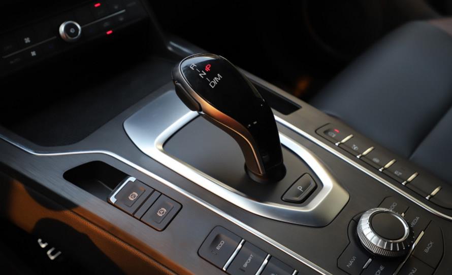 20万最值得买的suvcrv,CRV在售车型哪款最值得入手