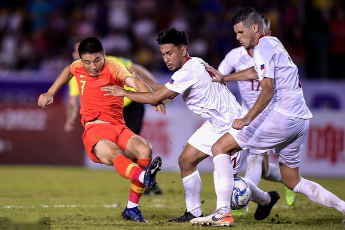 武磊身价西班牙人,国足2:0胜菲律宾武磊一招打破僵局