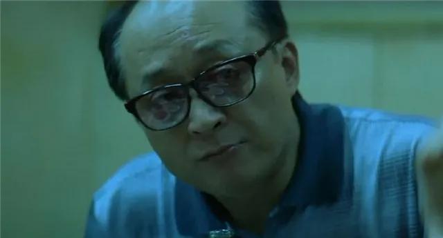 《巴士奇遇结良缘》：引进内地最早的一批港片，男主演过无间道2