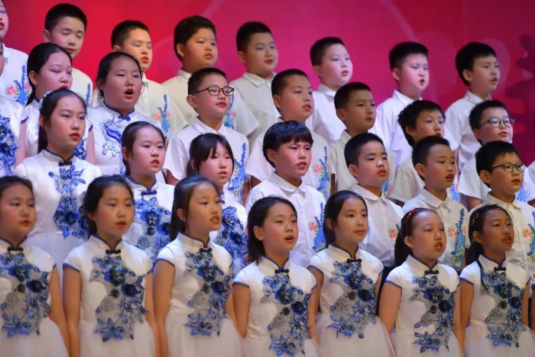 左手国学，右手英语，中杉学校真不一般