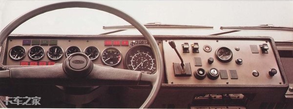 欧卡vs中国卡车,欧卡2福特卡车