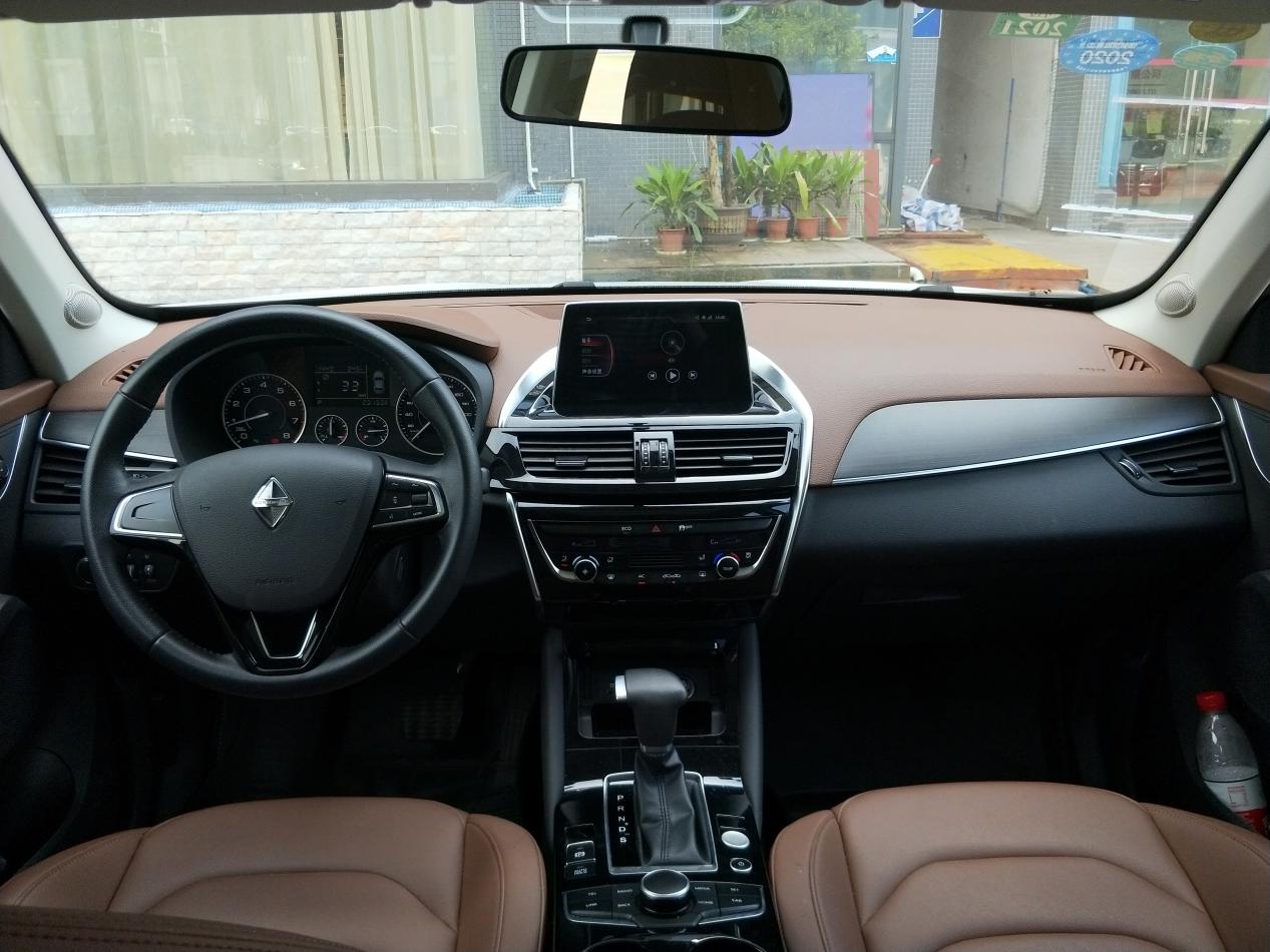 人生第一次体验汽车,人生第一辆车心得