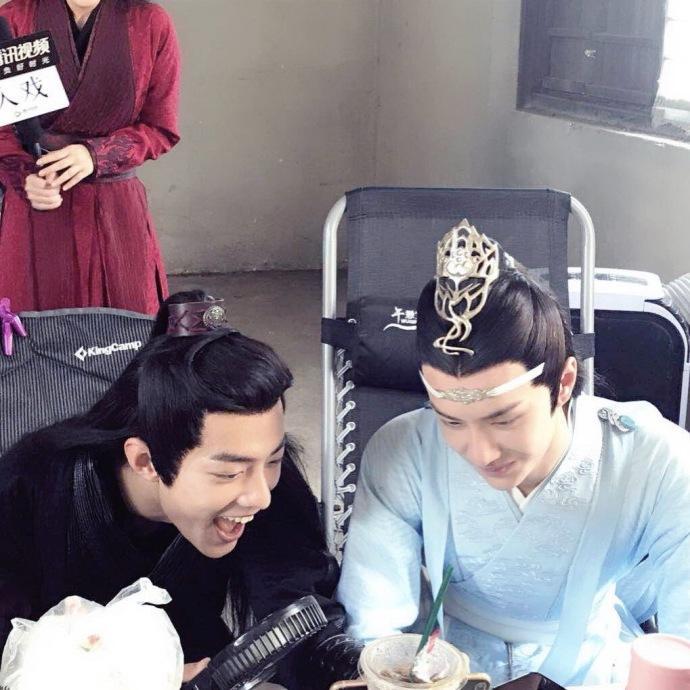 肖战王一博快本彩排路透,王一博在快本对肖战说的话