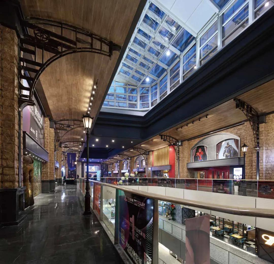 以前的万达影城,来万达影城看电影过大年的说说