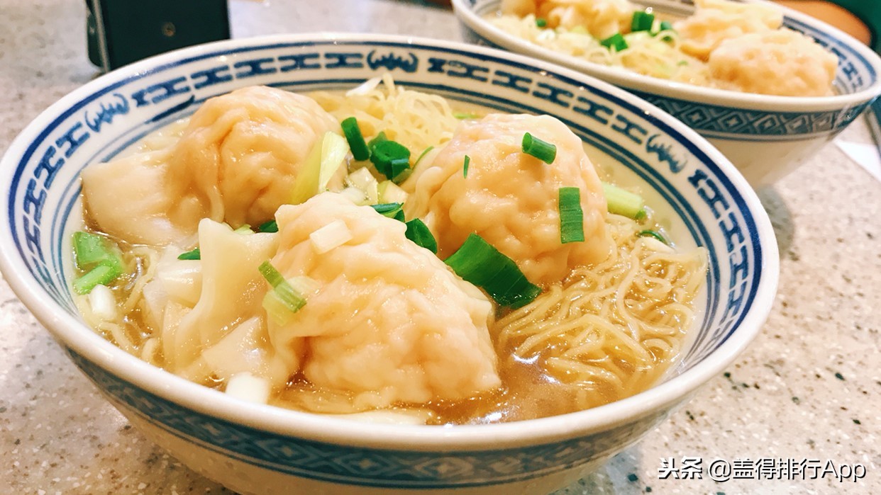 香港旺角云吞面哪家好吃,香港尖沙咀米其林街头小吃推荐