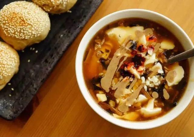 55天紧急状态，你看天津几分像从前，早点硬菜点心安排起来