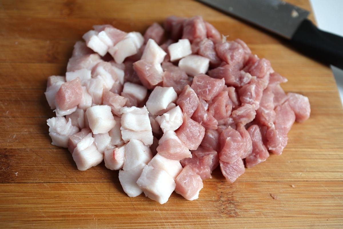 红烧狮子头不油炸家常做法,狮子头的正宗做法不油炸