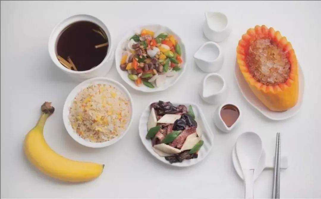 生孩子会让身材走样，产后瘦不下去，也许就是差了这么一毫厘