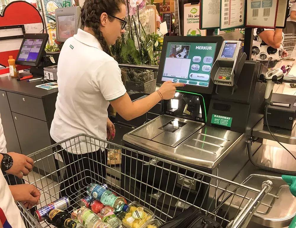 被贴上“蓝色的多瑙河”的标签，这座治愈系的城市，究竟如何？