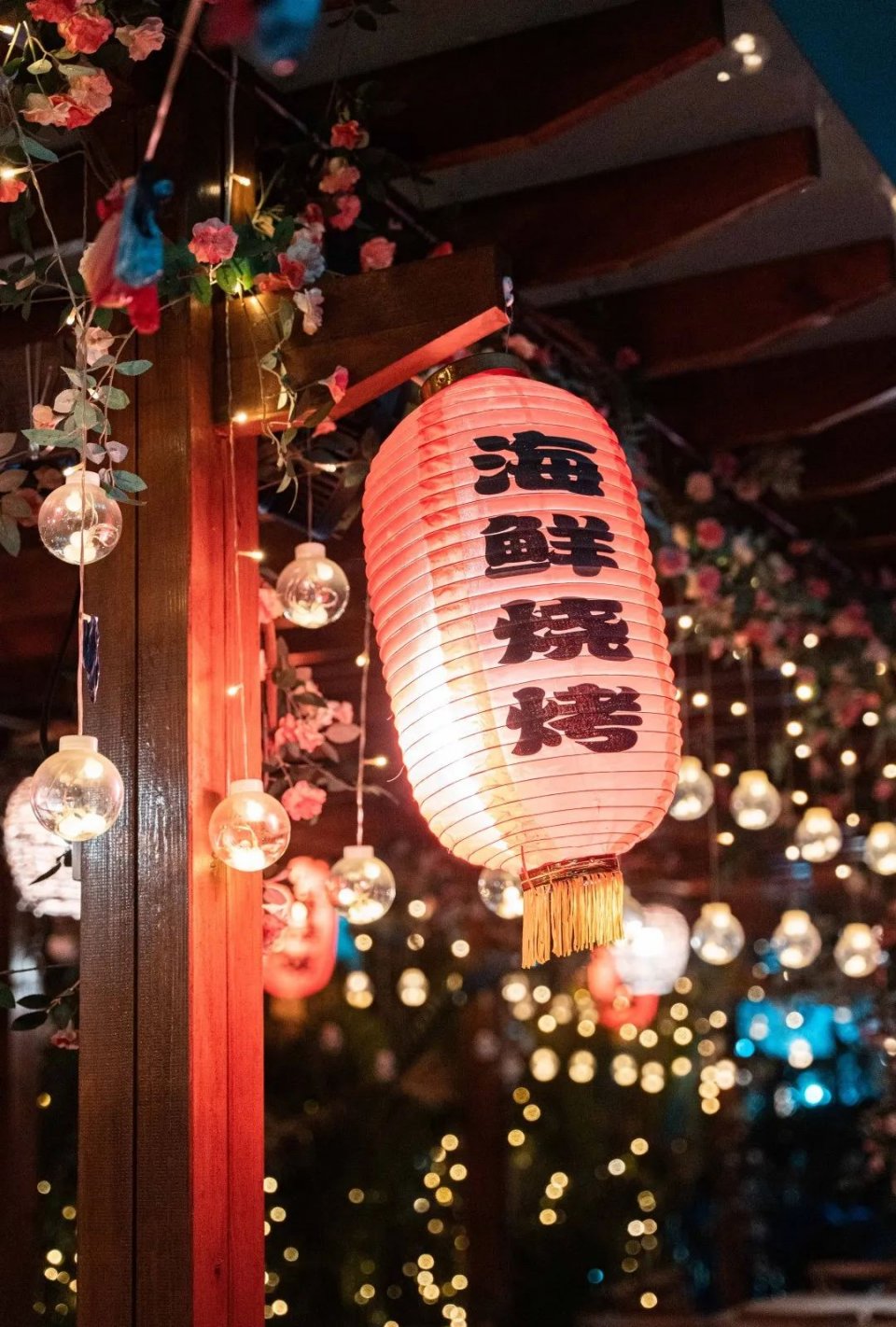 老西关炭炉羊肉煲，不给蘸酱！藏在村子里，门口停满豪车