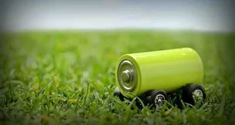 iphone老是锁机,iphone老是关机怎么回事