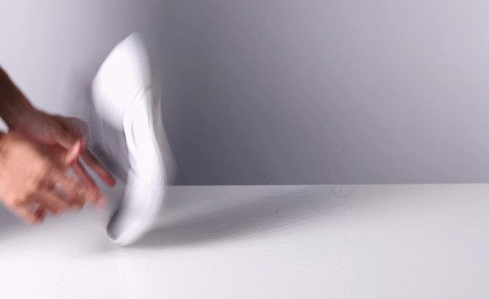 车轮*力暴**测评！小米有品国货对比洋牌斯凯奇，看哪双还能穿着蹦迪