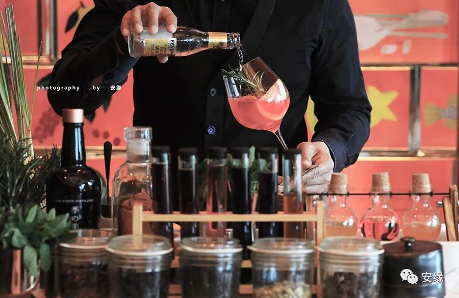 小赌王的炼金术：斥资11亿打造梦之神，澳门最喷血的娱乐巨献