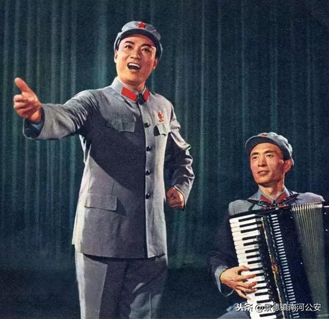 军队文工团礼服服装,文工团演出服