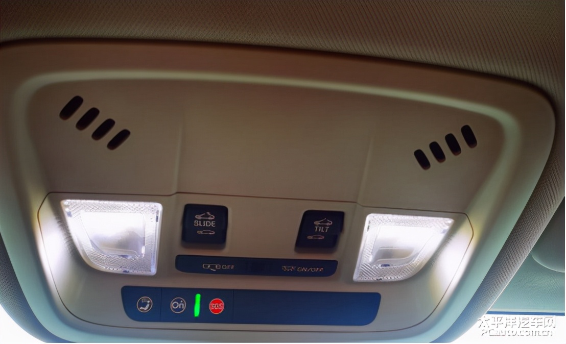 忽如一夜秋风来的下一句,,忽如一夜春风来千树万树梨花开