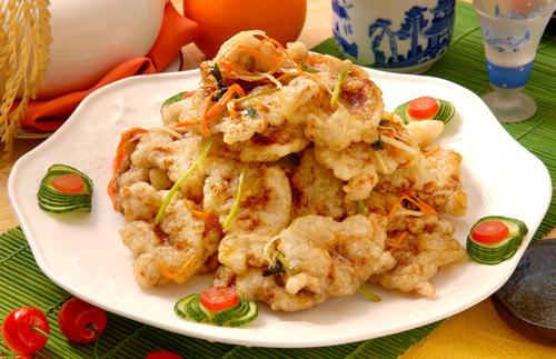 酸甜可口的东北菜锅包肉,东北特色菜锅包肉美食