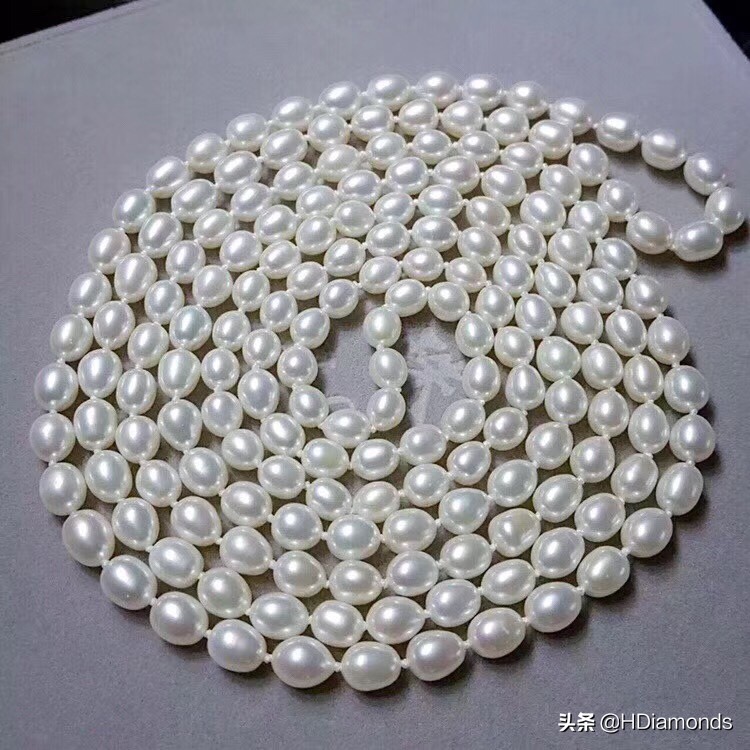 今年最火的毛衣链珍珠,2023最新款珍珠毛衣链