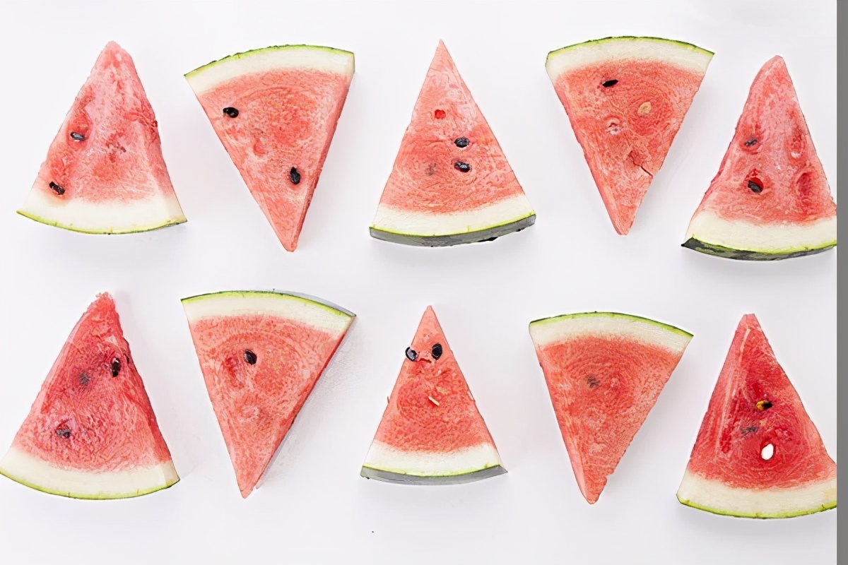 吃西瓜减肥减的是水分还是脂肪,吃西瓜减肥后果