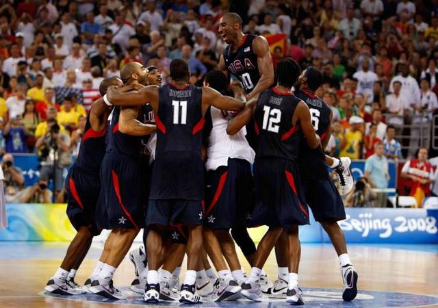 致敬传奇科比最后一战,致敬科比的精彩瞬间