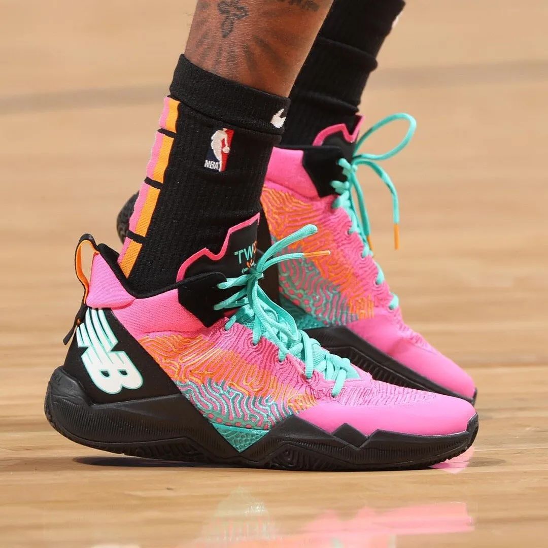 nb现在在国内有旗舰店嘛,nb现在能不能买