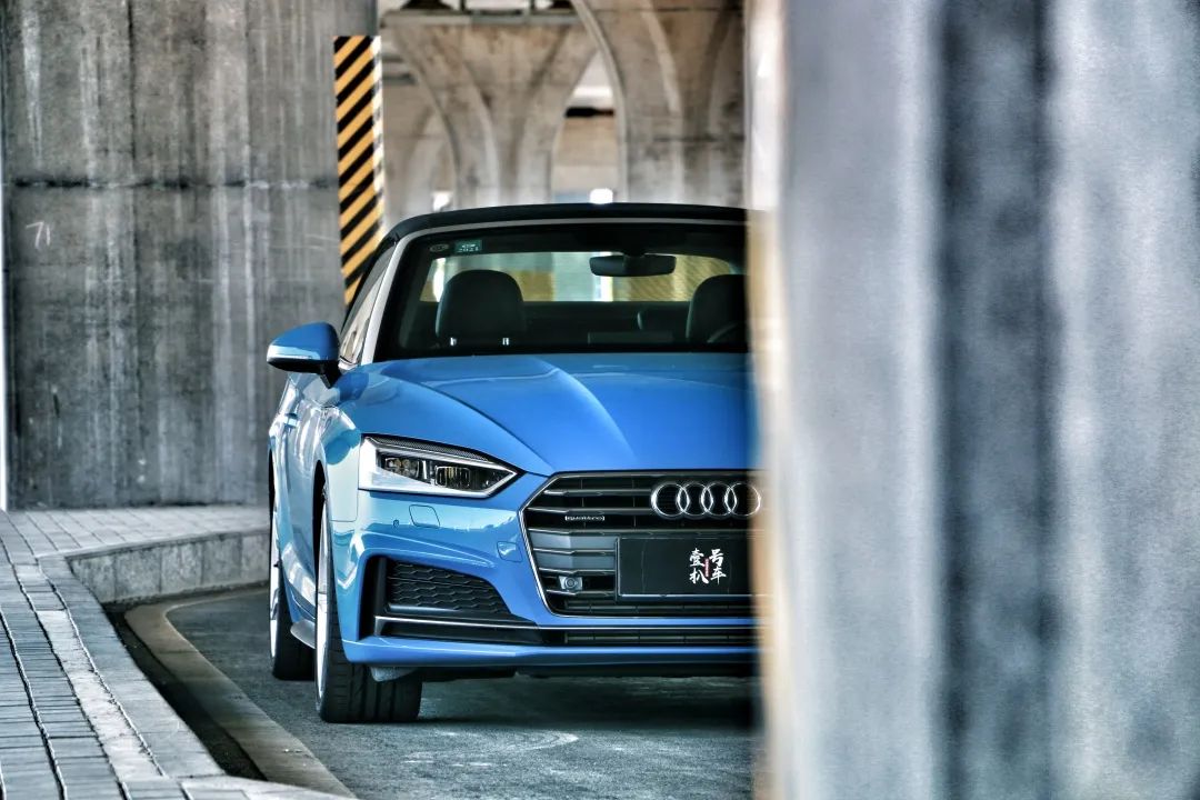 奥迪a540quattro,奥迪a52010款