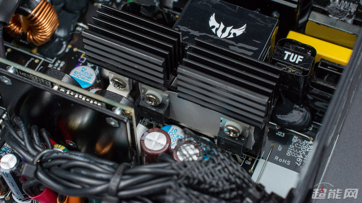 华硕tufb450m-plusgaming怎么样,华硕tuf突击手750w电源谁代工的