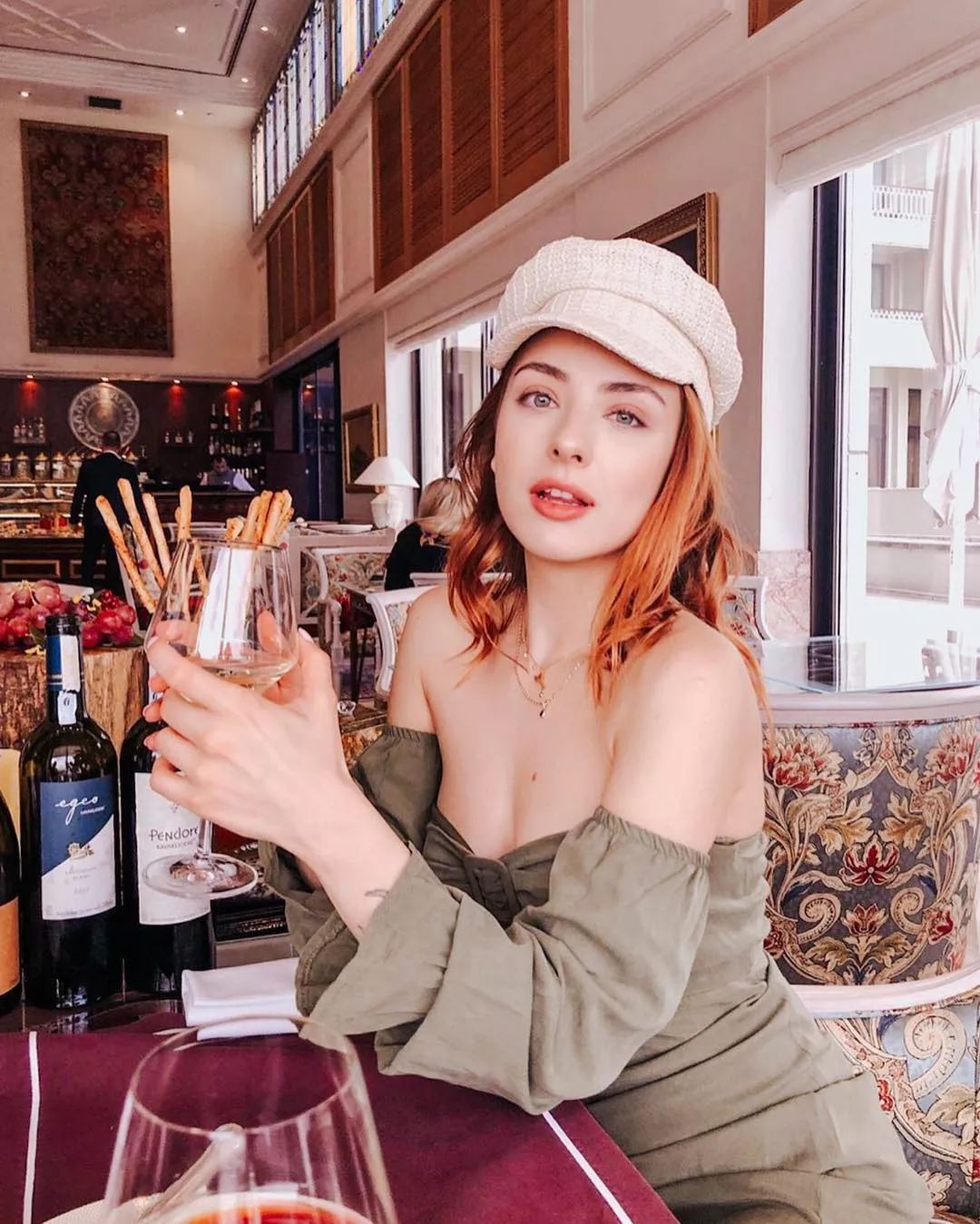 夏季穿亚麻的衣服好还是纯棉的好,夏天穿亚麻舒服还是棉舒服