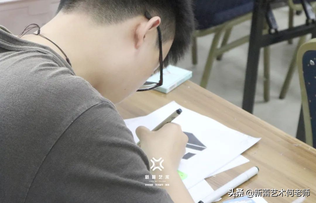 视觉传达设计手绘快题,考研题目视觉传达设计的主要特征