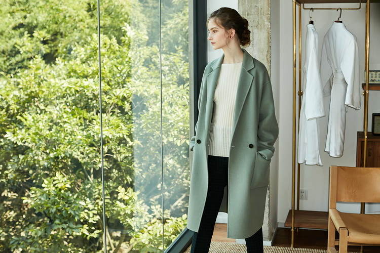 具有独特风格的羊绒大衣,厚实纯羊绒大衣