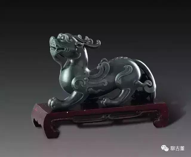 麒麟和貔貅风水摆件哪个好,一个麒麟一个貔貅怎么摆放