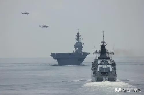 “出云”号直升机母舰,起降F-35B舰载战斗机,将成3万吨轻型航母