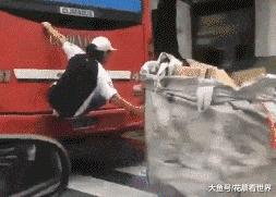 有这样的班主任你还敢逃学吗,有这样一个班主任