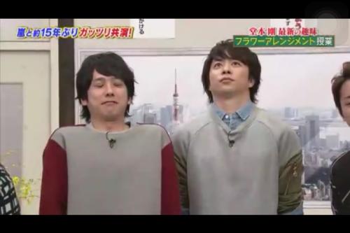 明星溜肩矫正前后,缩肩的危害