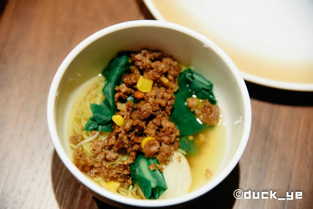 乘坐皇家加勒比邮轮太阳光光谱号,黄晓明皇家加勒比海洋光谱号