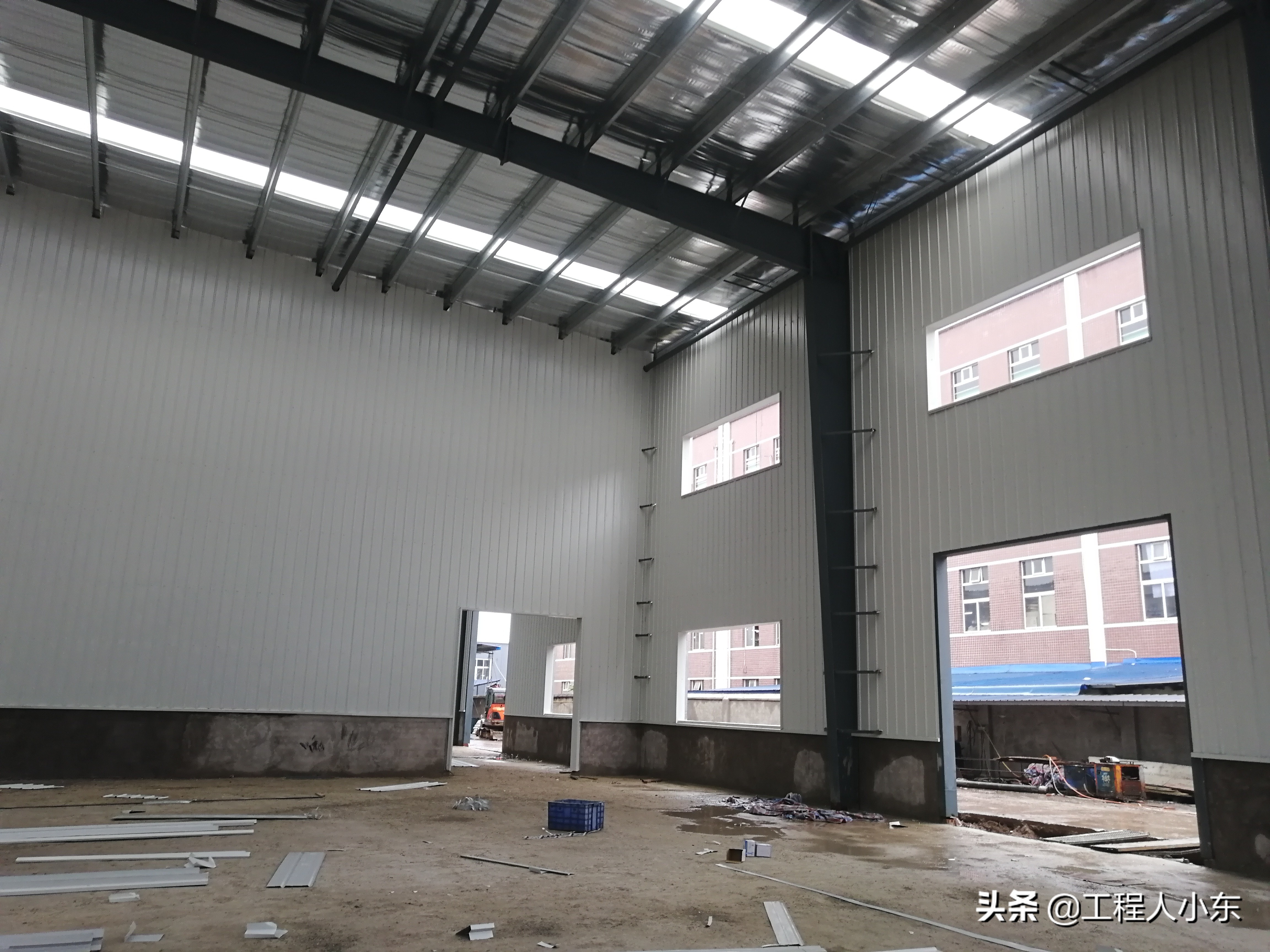 讲解钢结构厂房图,钢结构厂房基础施工动画演示