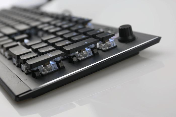 能够媲美cherry轴的机械键盘,泰坦轴键盘的缺点和优点