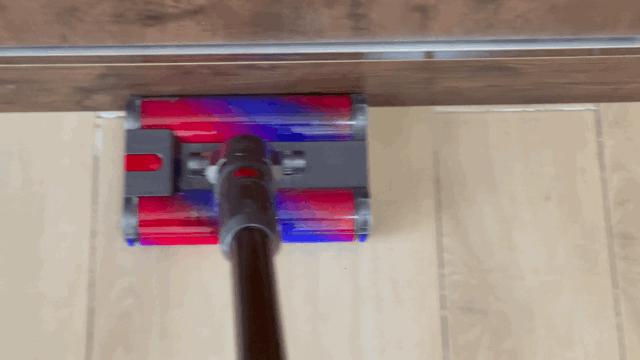 戴森digitalslim轻量吸尘器黑科技,戴森万象吸尘器omniglide开箱视频