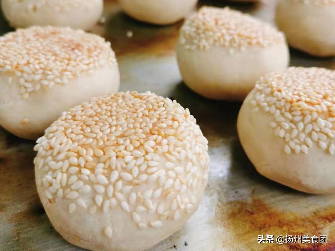 一口就上瘾,比较火的绿豆酥饼