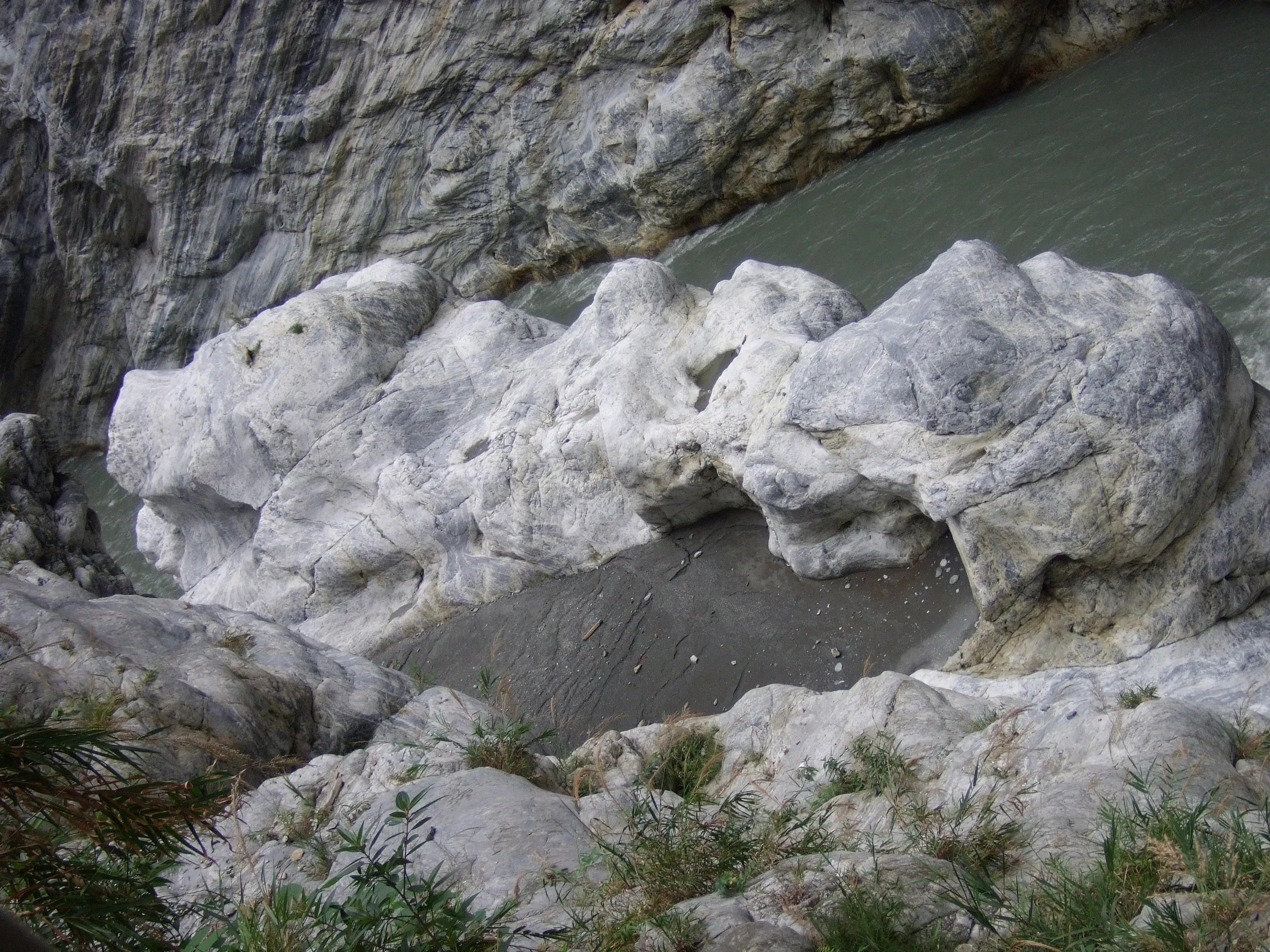 台湾太鲁阁公园,台湾太鲁阁峡谷风景区攻略