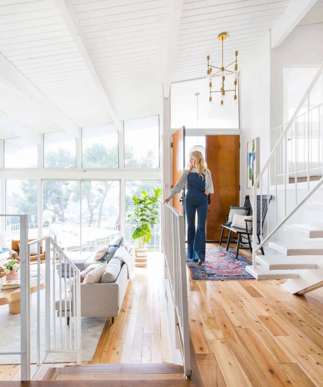 网红设计师10天帮保姆一家改造老房，看完我也想去应聘保姆