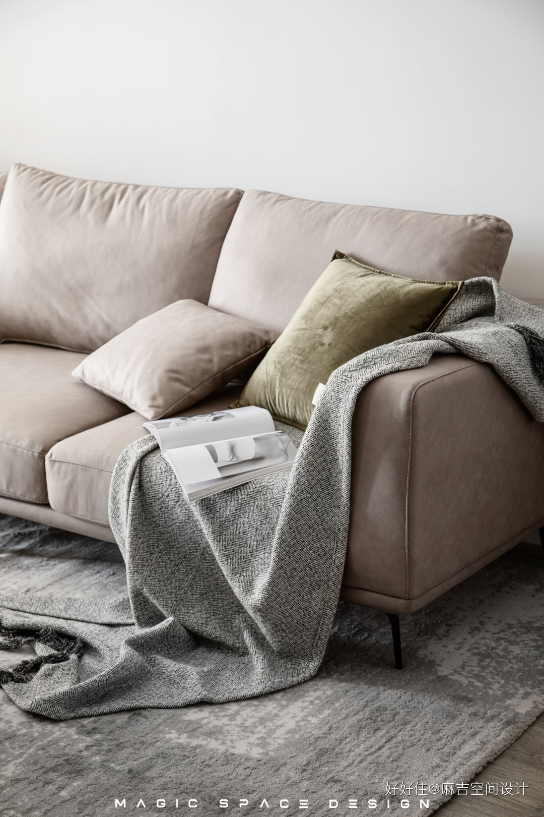 170平客厅阳台现代简约设计,北阳台西厨现代轻奢