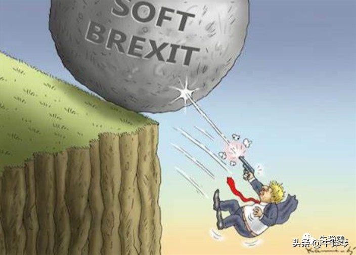 就这两天,欧洲人踢出了一个世界级的皮球