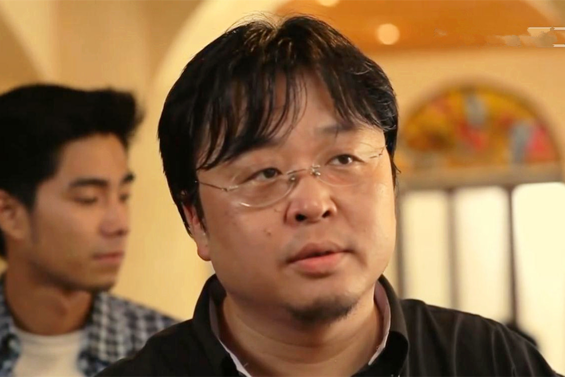 罗永浩星巴克咖啡事件是真的吗,罗永浩中杯星巴克视频说明什么