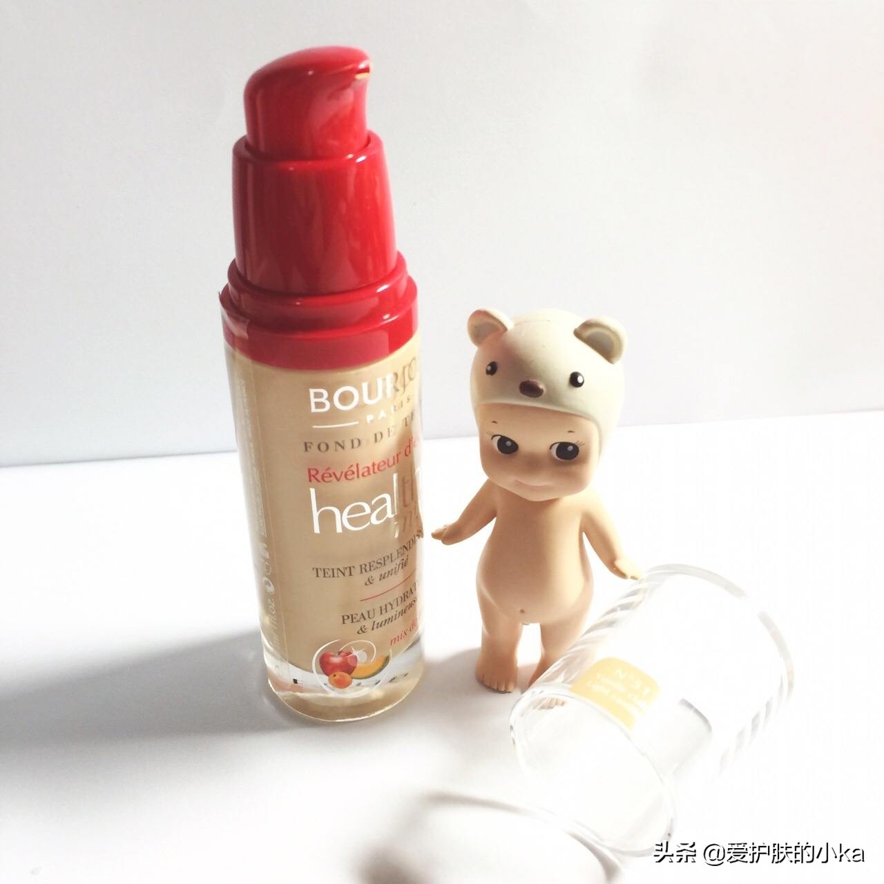 化妆小白怎么选护肤品,新手小白学化妆需要哪些化妆品