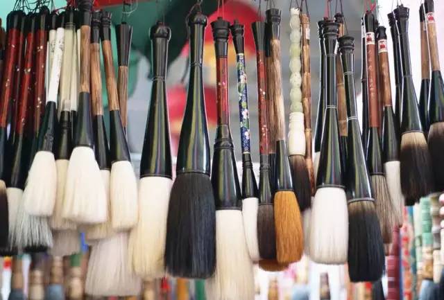 硬笔书法入门先学什么字体,一年级硬笔书法练什么字体