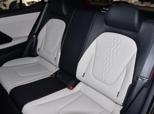 13万现代suvix25,13万公里现代ix25手动二手车