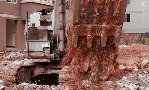 挖掘机甩土教程,挖掘机找平甩土