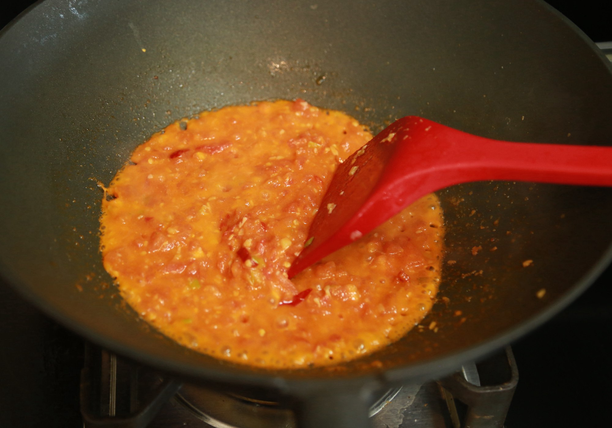 莲藕怎样炒出来脆好吃,莲藕怎么炒才好吃短视频